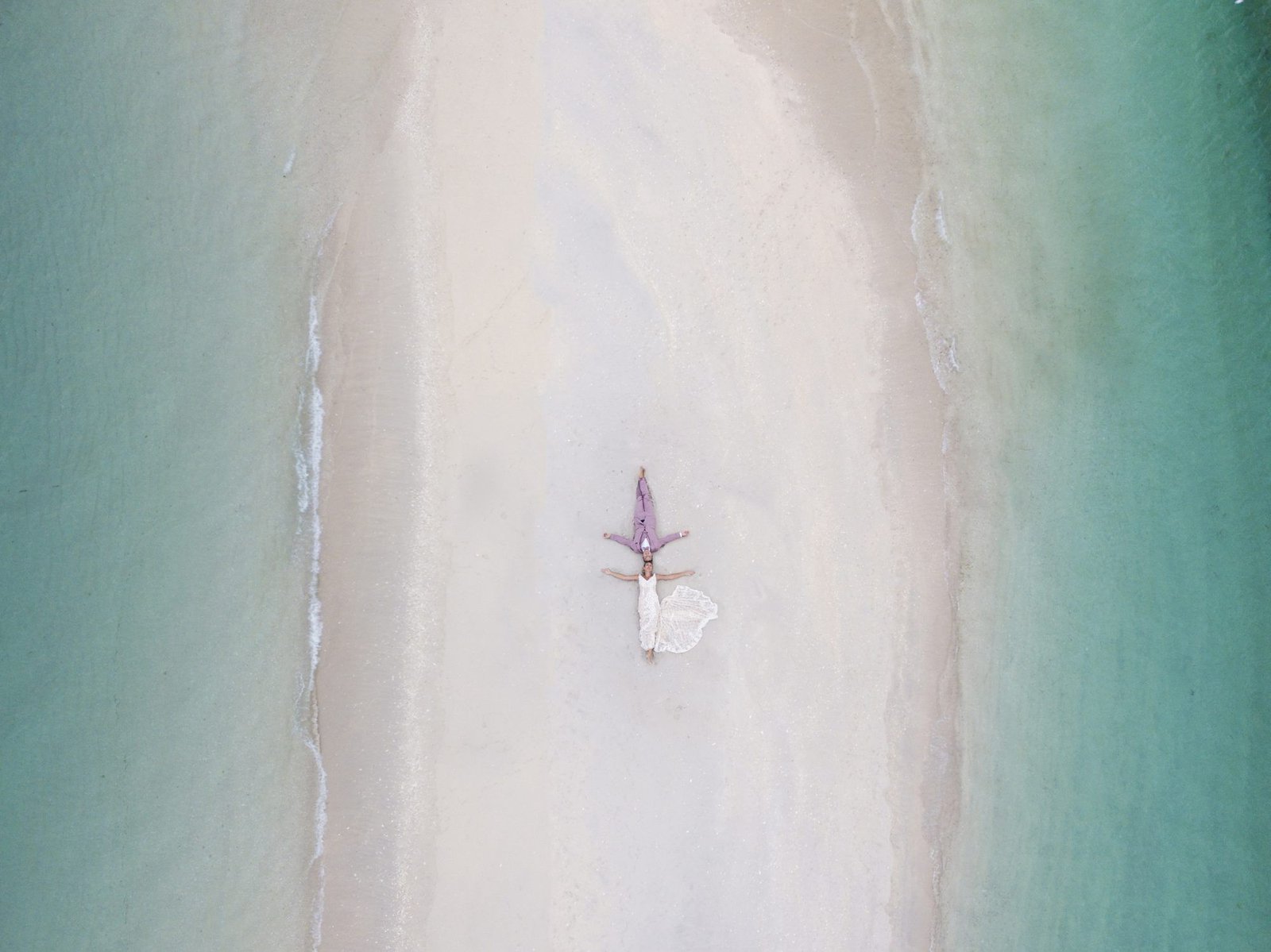 Wedding, Honeymoon Photographer in Tahiti, Moorea and Bora Bora in French Polynesia. With Drone 4K